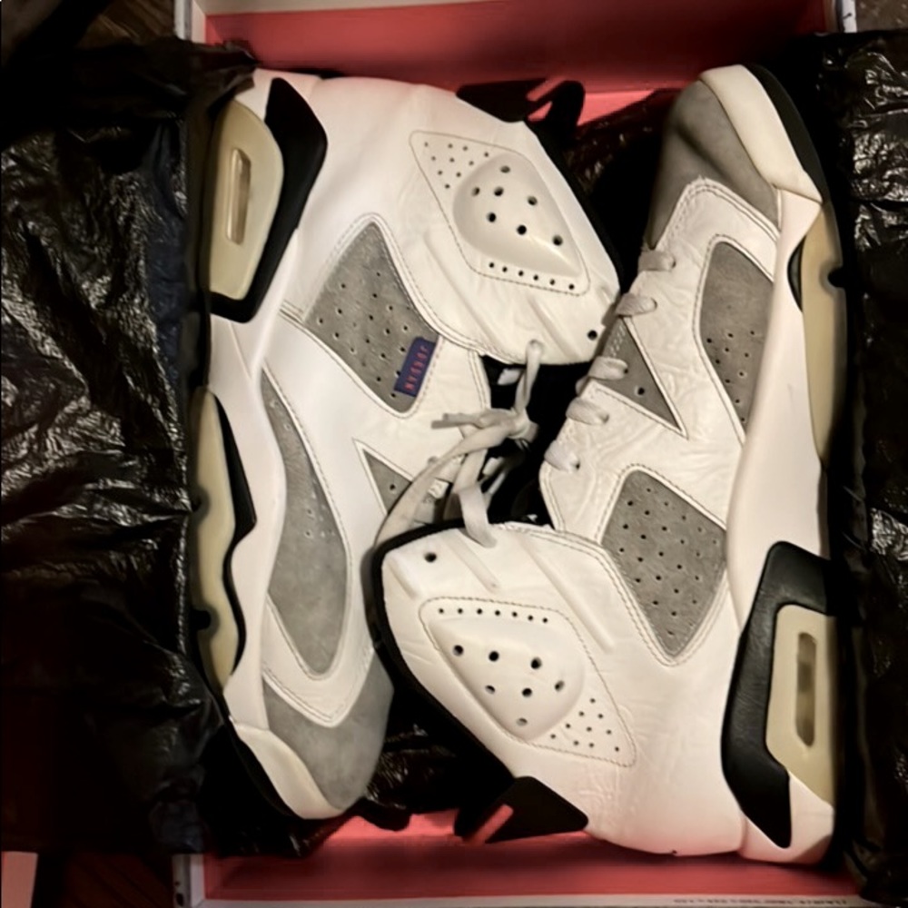 Retro Air Jordan 6